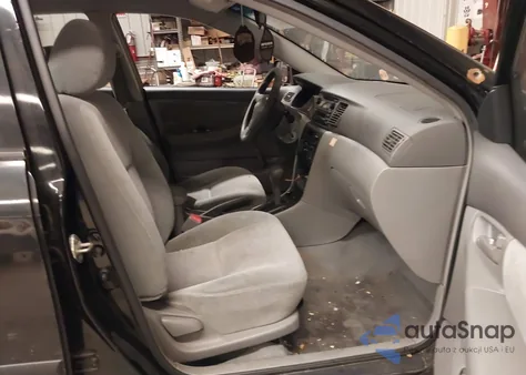 2004 Toyota Corolla Ce из США, поврежденный, VIN 2T1BR32E64C286053